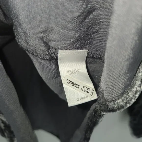 J Jill Womens Liquid Velvet Button Front Blouse Silk Blend Long Sleeves Size XL - Picture 4 of 4